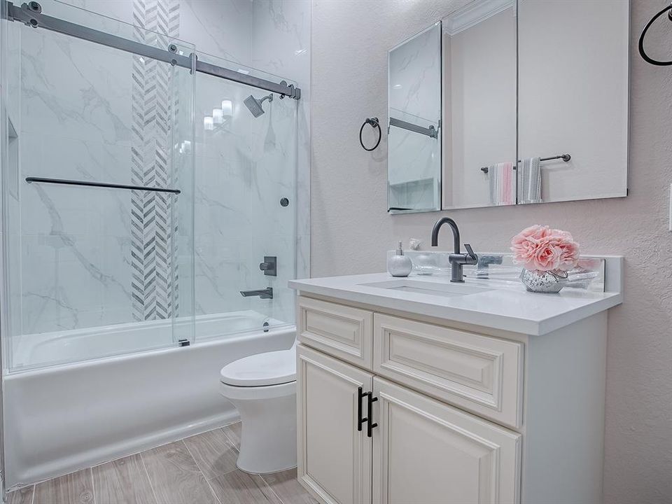 На продажу: $575,000 (4 спален, 2 ванн, 2426 Квадратных фут)