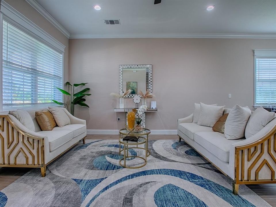 На продажу: $575,000 (4 спален, 2 ванн, 2426 Квадратных фут)