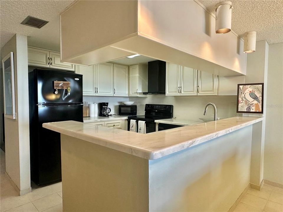 For Rent: $3,500 (2 beds, 2 baths, 1236 Square Feet)