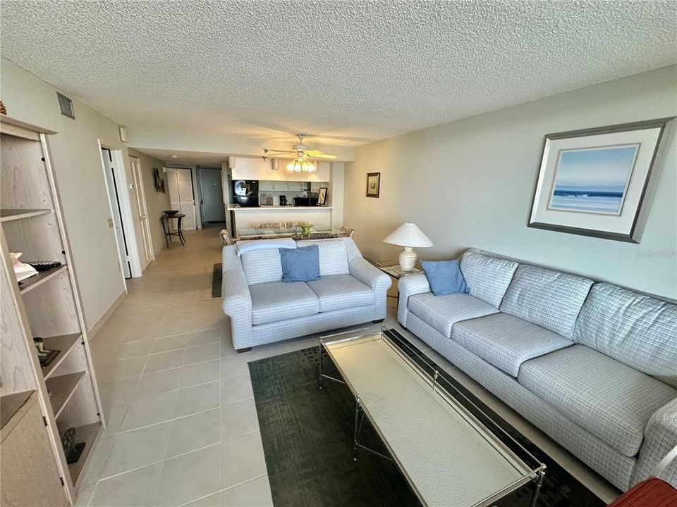 For Rent: $3,500 (2 beds, 2 baths, 1236 Square Feet)