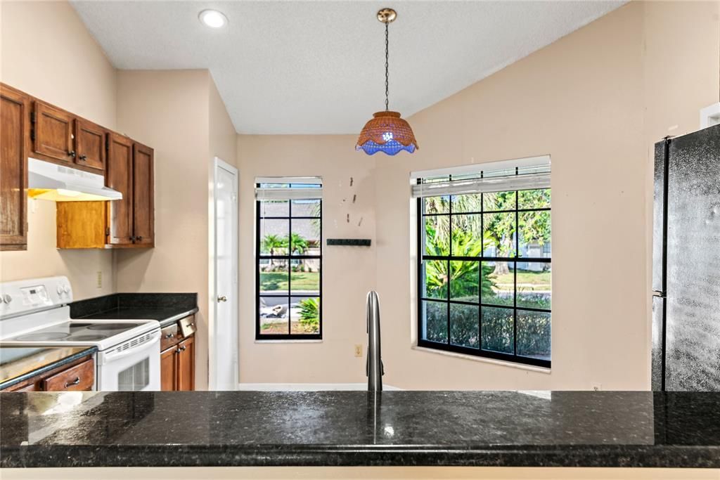 待售: $375,000 (3 贝兹, 2 浴室, 1486 平方英尺)