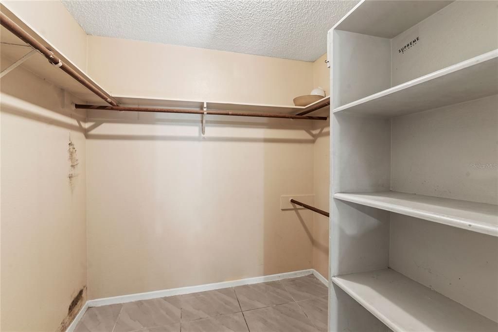 待售: $375,000 (3 贝兹, 2 浴室, 1486 平方英尺)