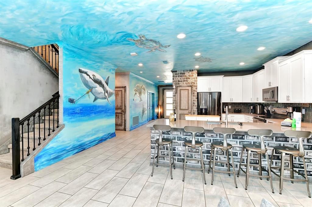 For Sale: $919,000 (9 beds, 5 baths, 4289 Square Feet)