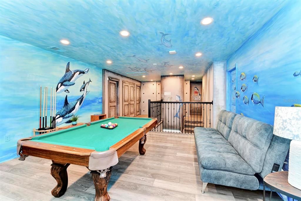 For Sale: $919,000 (9 beds, 5 baths, 4289 Square Feet)