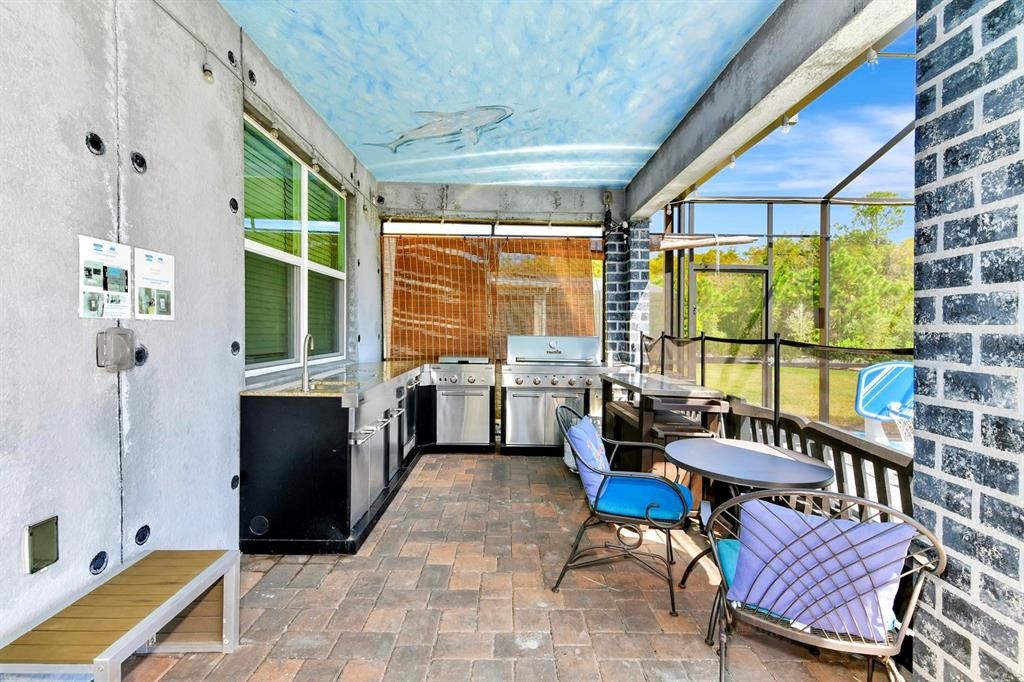 For Sale: $919,000 (9 beds, 5 baths, 4289 Square Feet)