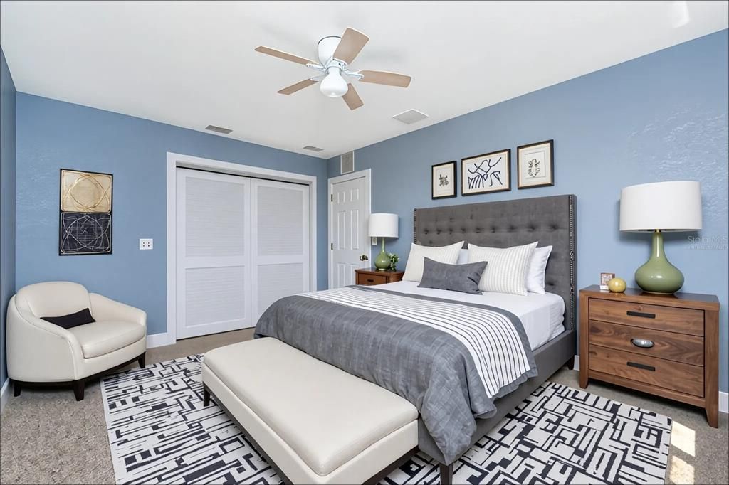 Active With Contract: $349,900 (2 beds, 2 baths, 1134 Square Feet)