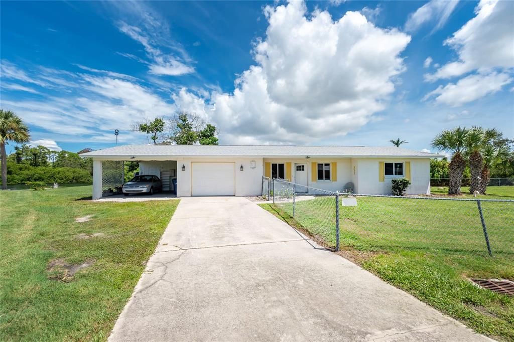 Active With Contract: $349,900 (2 beds, 2 baths, 1134 Square Feet)