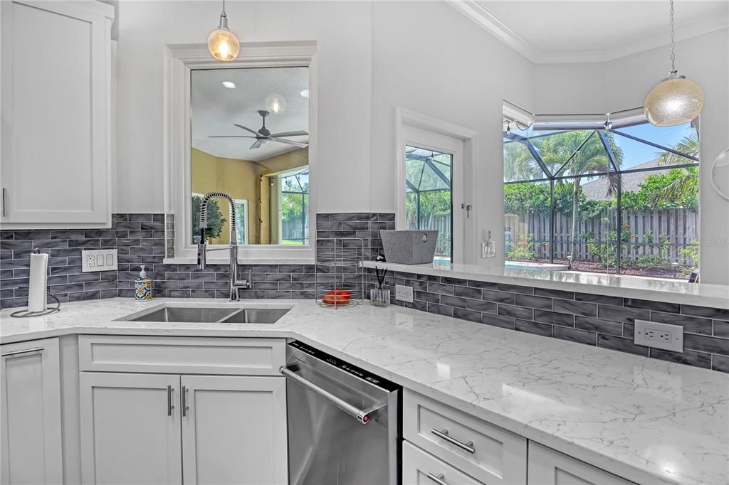 Active With Contract: $977,000 (4 beds, 2 baths, 2463 Square Feet)