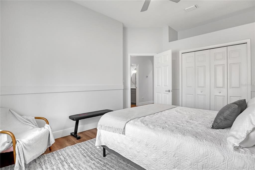 Active With Contract: $977,000 (4 beds, 2 baths, 2463 Square Feet)