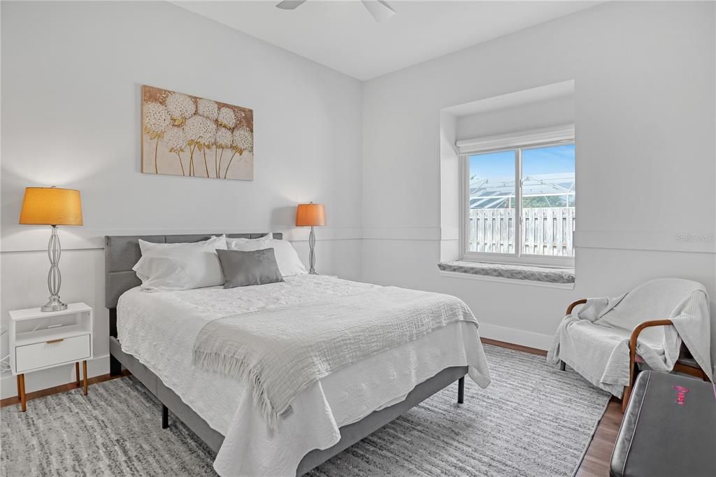 Active With Contract: $977,000 (4 beds, 2 baths, 2463 Square Feet)