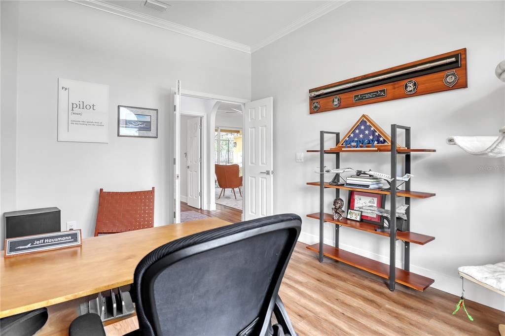 Active With Contract: $977,000 (4 beds, 2 baths, 2463 Square Feet)