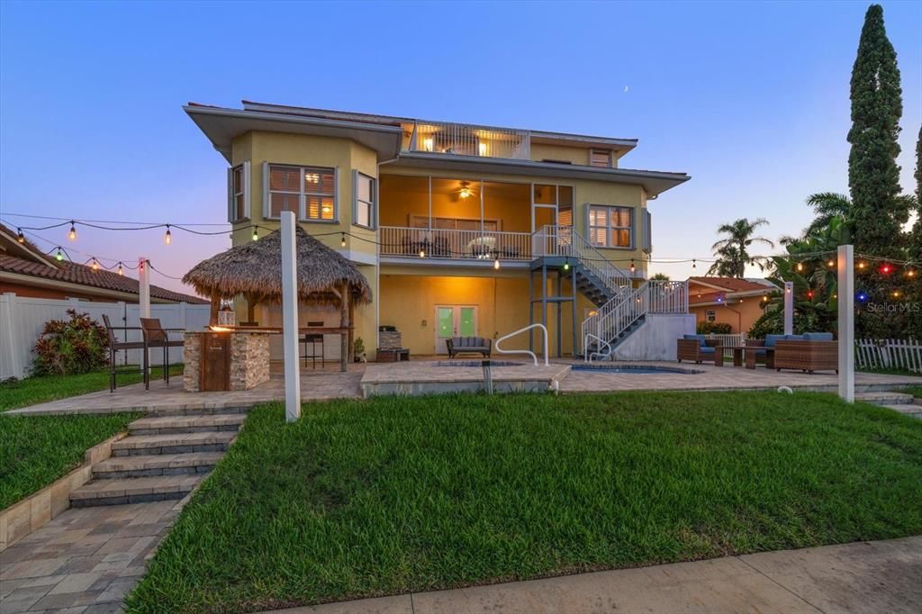 For Sale: $1,390,000 (4 beds, 3 baths, 2612 Square Feet)