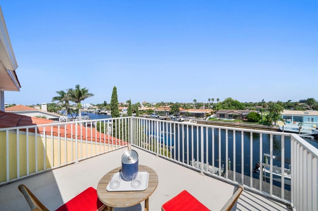 For Sale: $1,390,000 (4 beds, 3 baths, 2612 Square Feet)