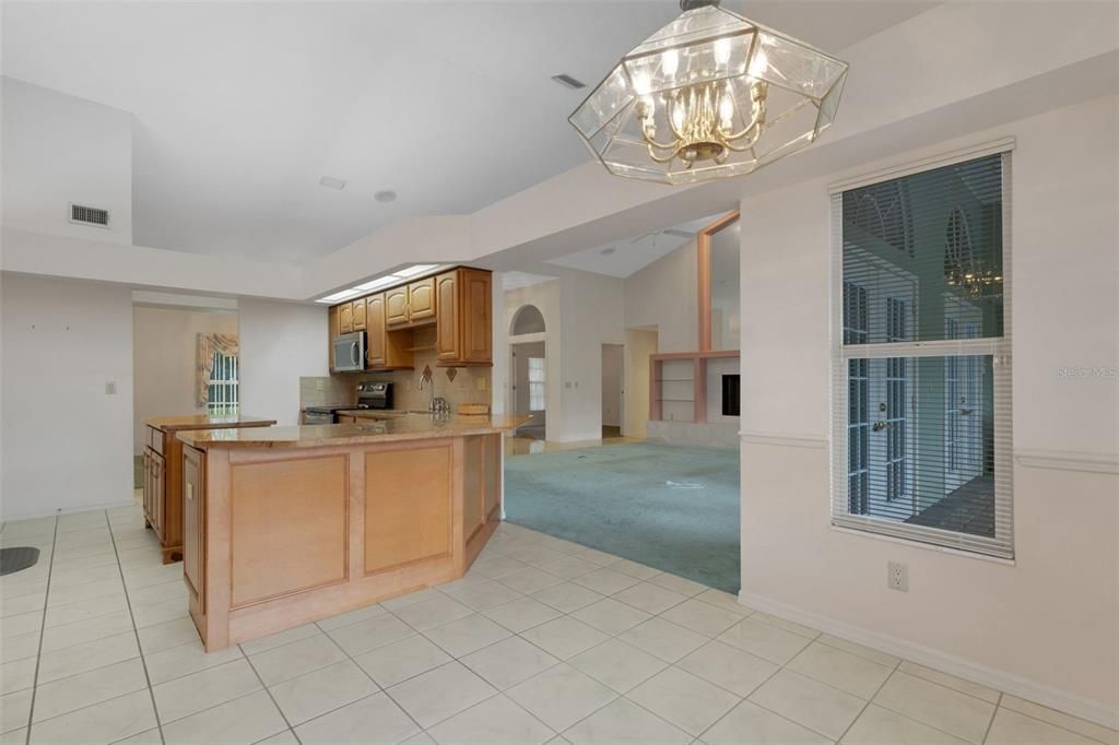 Active With Contract: $450,000 (4 beds, 2 baths, 2829 Square Feet)