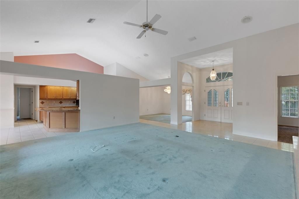 Active With Contract: $450,000 (4 beds, 2 baths, 2829 Square Feet)