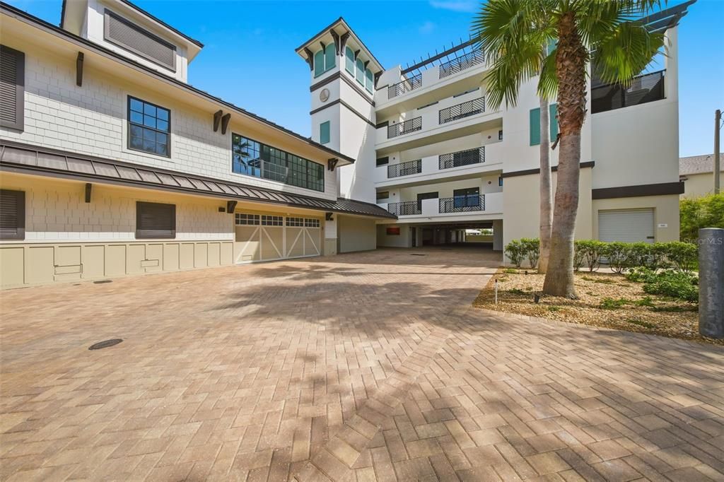 На продажу: $10,675,000 (4 спален, 3 ванн, 3126 Квадратных фут)