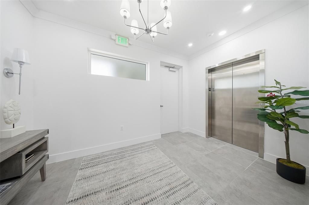 На продажу: $10,675,000 (4 спален, 3 ванн, 3126 Квадратных фут)