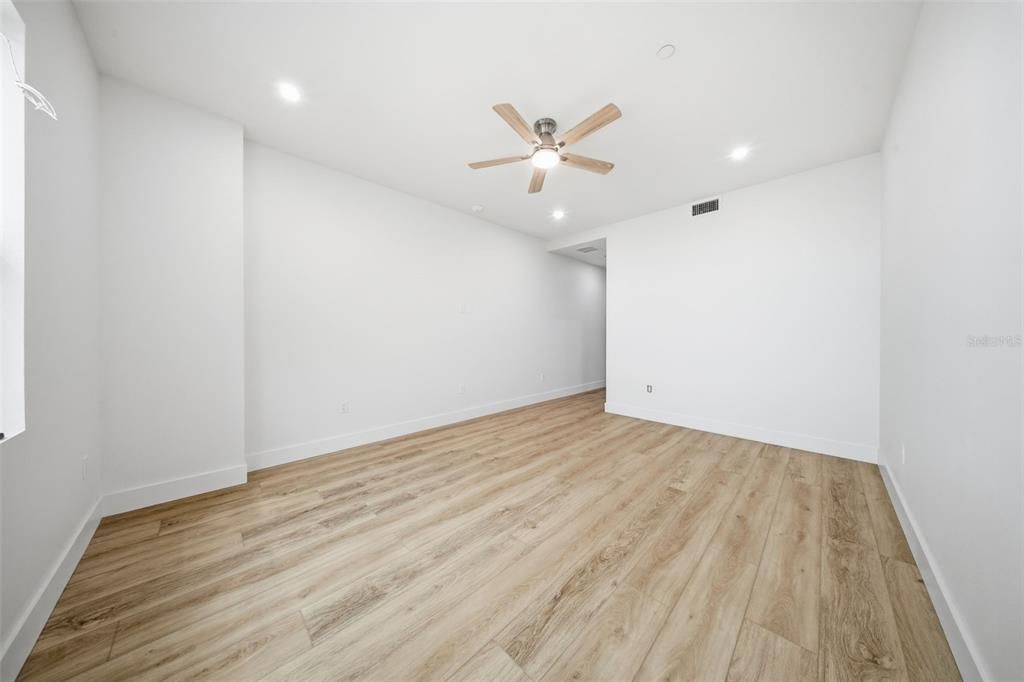 На продажу: $10,675,000 (4 спален, 3 ванн, 3126 Квадратных фут)