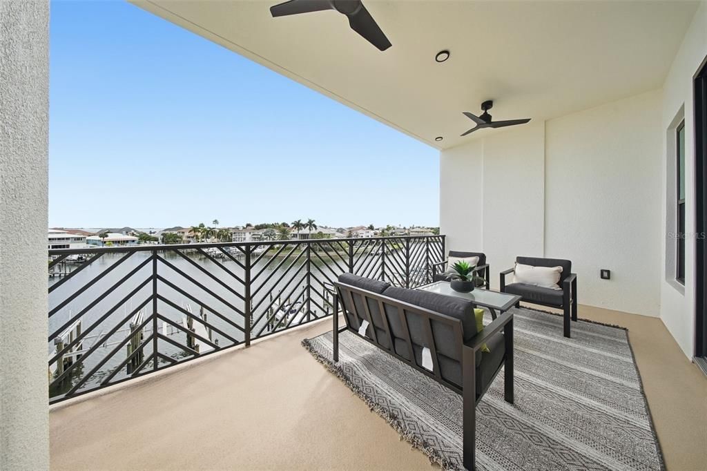 На продажу: $10,675,000 (4 спален, 3 ванн, 3126 Квадратных фут)