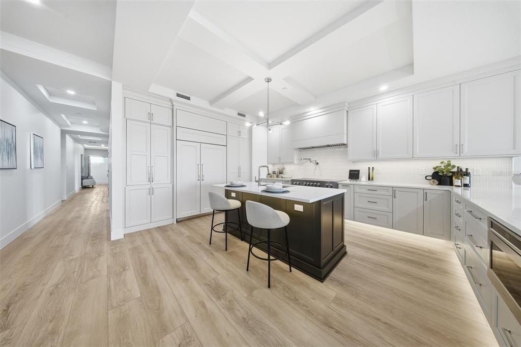 На продажу: $10,675,000 (4 спален, 3 ванн, 3126 Квадратных фут)