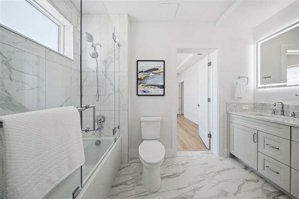 На продажу: $10,675,000 (4 спален, 3 ванн, 3126 Квадратных фут)