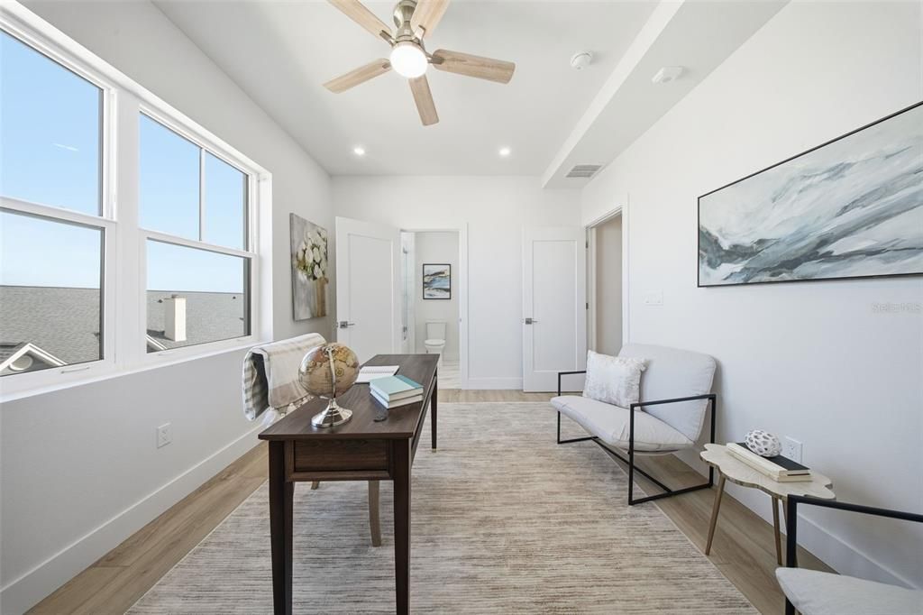 На продажу: $10,675,000 (4 спален, 3 ванн, 3126 Квадратных фут)