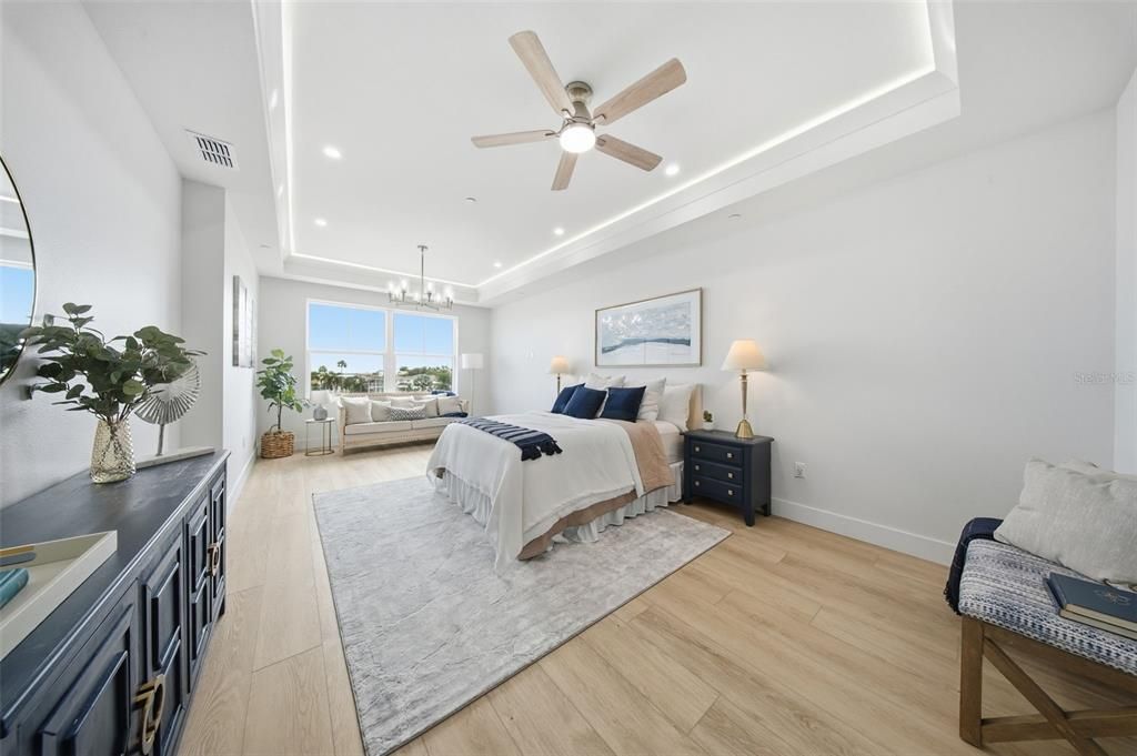 На продажу: $10,675,000 (4 спален, 3 ванн, 3126 Квадратных фут)