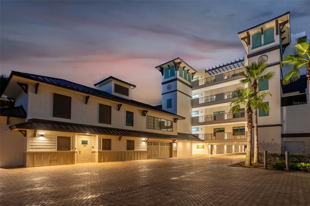 На продажу: $10,675,000 (4 спален, 3 ванн, 3126 Квадратных фут)