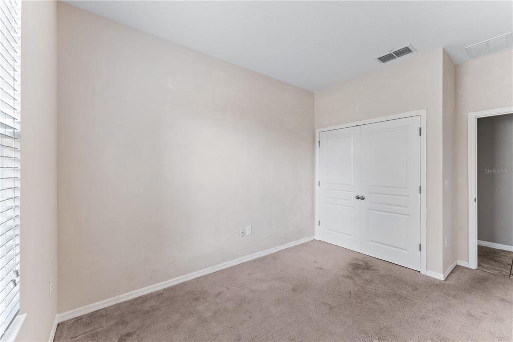 合同活跃: $319,000 (3 贝兹, 2 浴室, 1881 平方英尺)