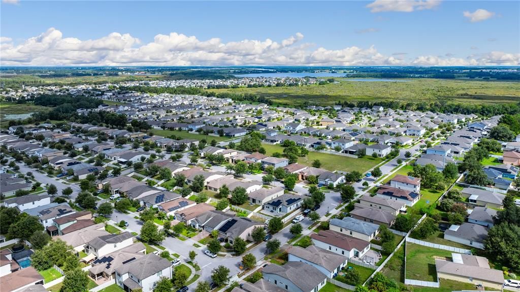 合同活跃: $319,000 (3 贝兹, 2 浴室, 1881 平方英尺)