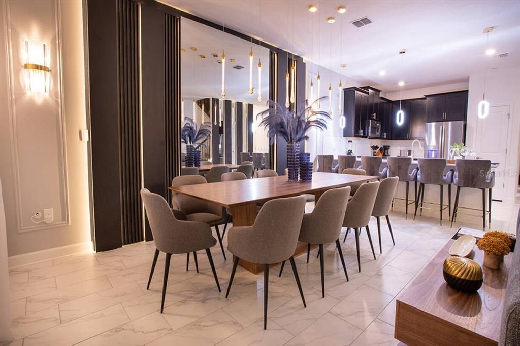 For Sale: $1,150,000 (7 beds, 5 baths, 3994 Square Feet)