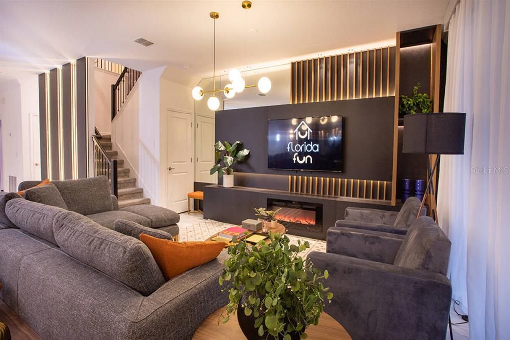 For Sale: $1,150,000 (7 beds, 5 baths, 3994 Square Feet)