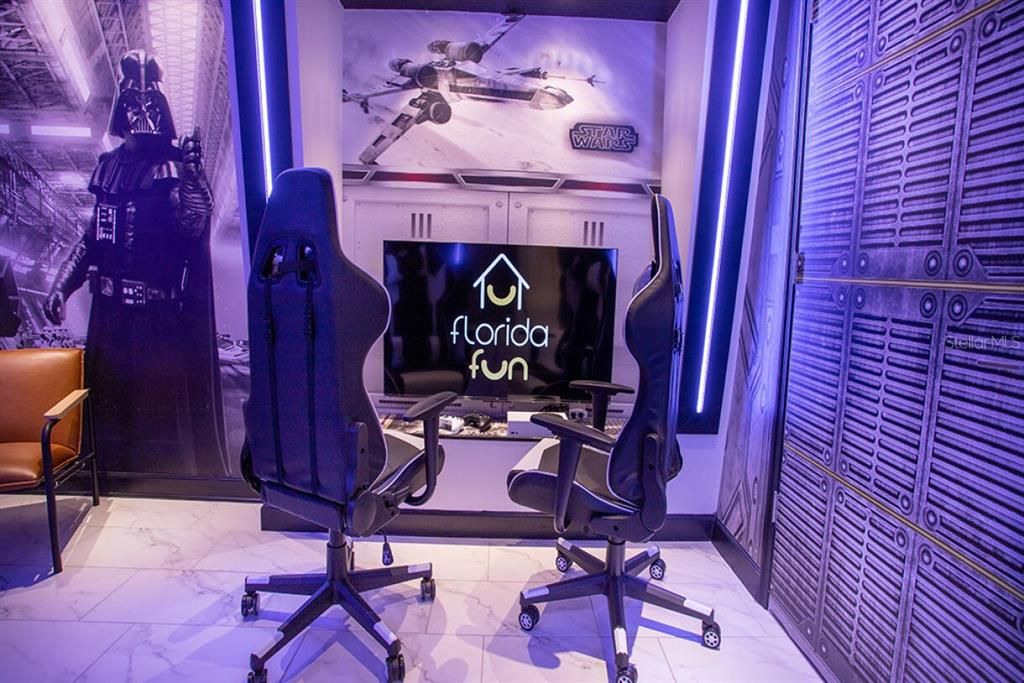 For Sale: $1,150,000 (7 beds, 5 baths, 3994 Square Feet)