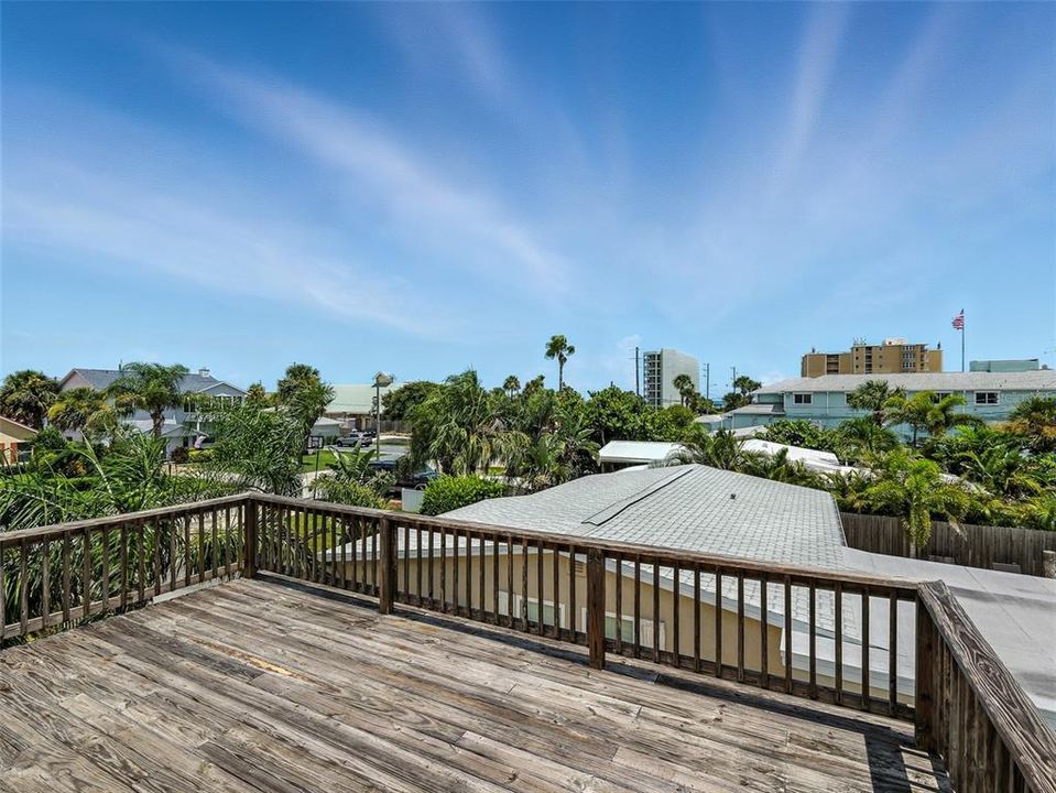 En Venta: $899,000 (4 camas, 2 baños, 2204 Pies cuadrados)