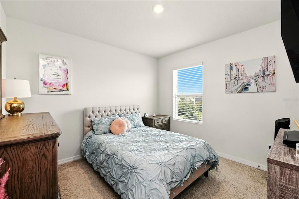 En Venta: $379,500 (5 camas, 3 baños, 2522 Pies cuadrados)