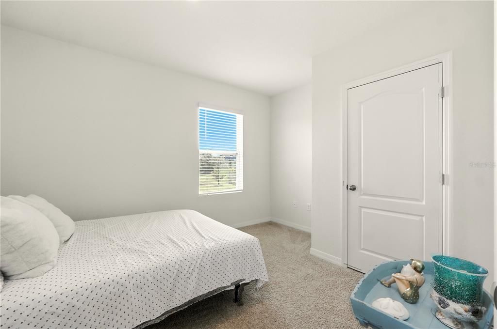 En Venta: $379,500 (5 camas, 3 baños, 2522 Pies cuadrados)