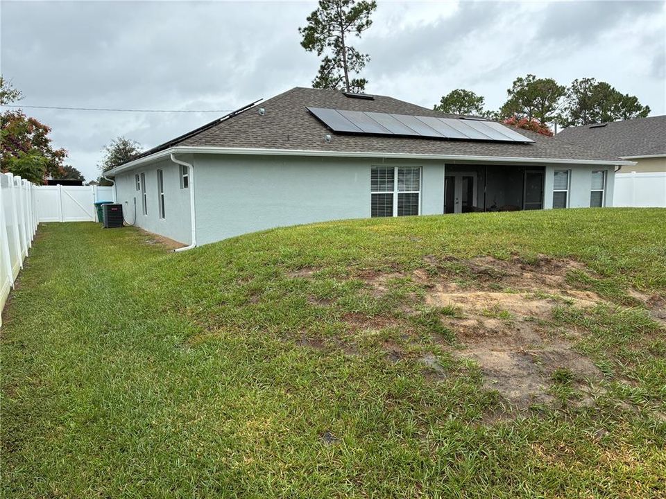 待售: $345,500 (3 贝兹, 2 浴室, 1557 平方英尺)