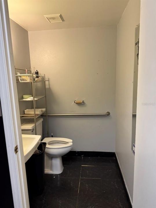 En Venta: $27,000 (0 camas, 0 baños, 1800 Pies cuadrados)