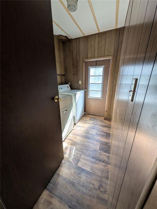 For Sale: $129,900 (3 beds, 2 baths, 1344 Square Feet)