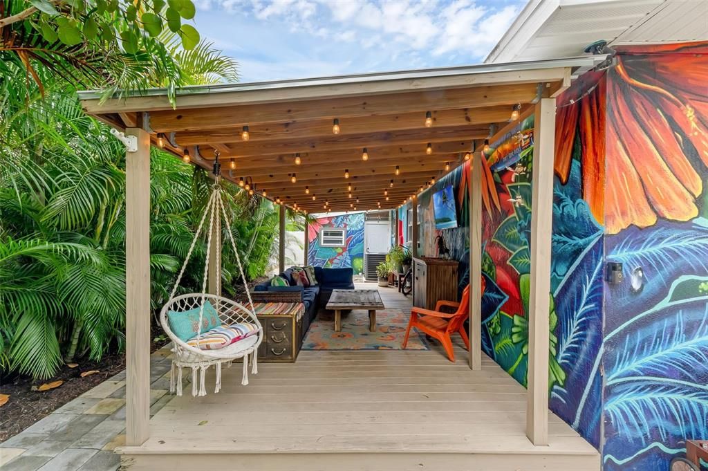 For Sale: $515,000 (3 beds, 2 baths, 1580 Square Feet)