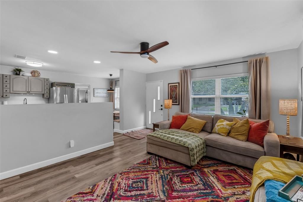 For Sale: $515,000 (3 beds, 2 baths, 1580 Square Feet)