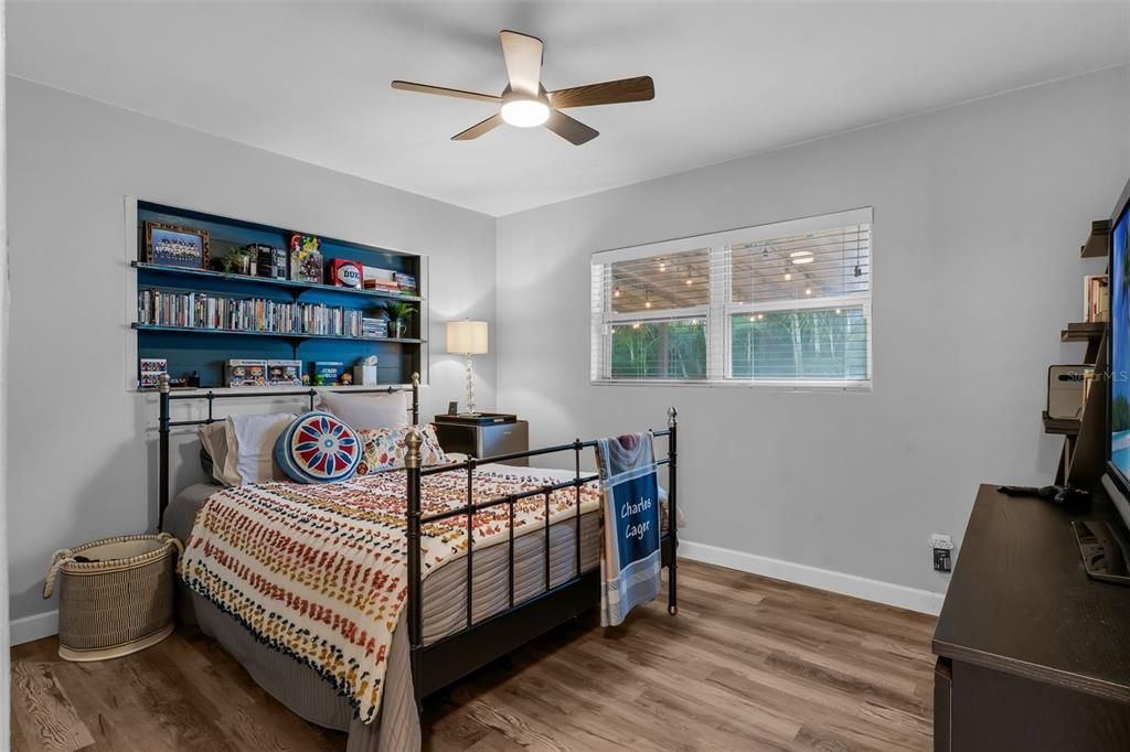 For Sale: $515,000 (3 beds, 2 baths, 1580 Square Feet)