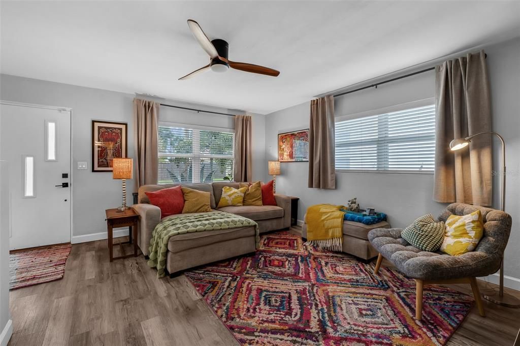 For Sale: $515,000 (3 beds, 2 baths, 1580 Square Feet)