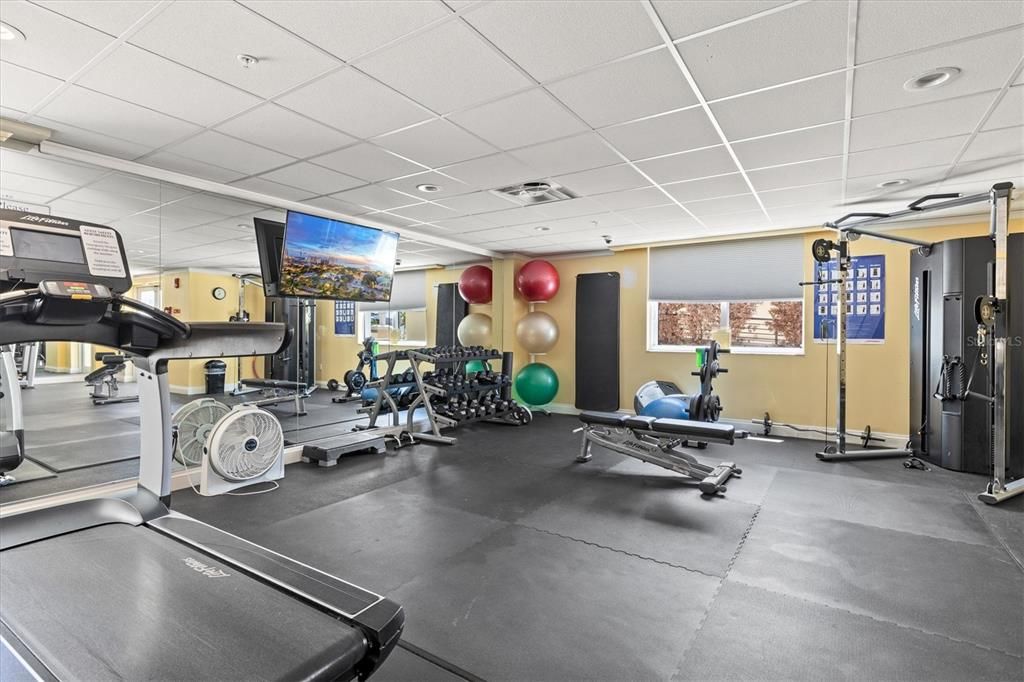 待售: $1,175,000 (2 贝兹, 2 浴室, 1323 平方英尺)