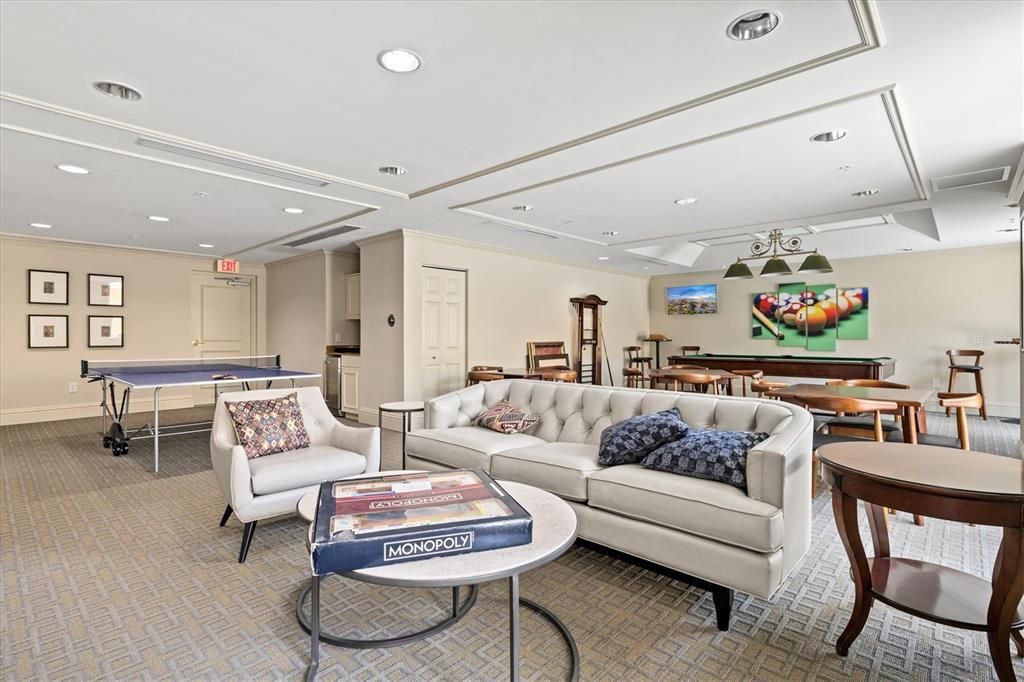 待售: $1,175,000 (2 贝兹, 2 浴室, 1323 平方英尺)