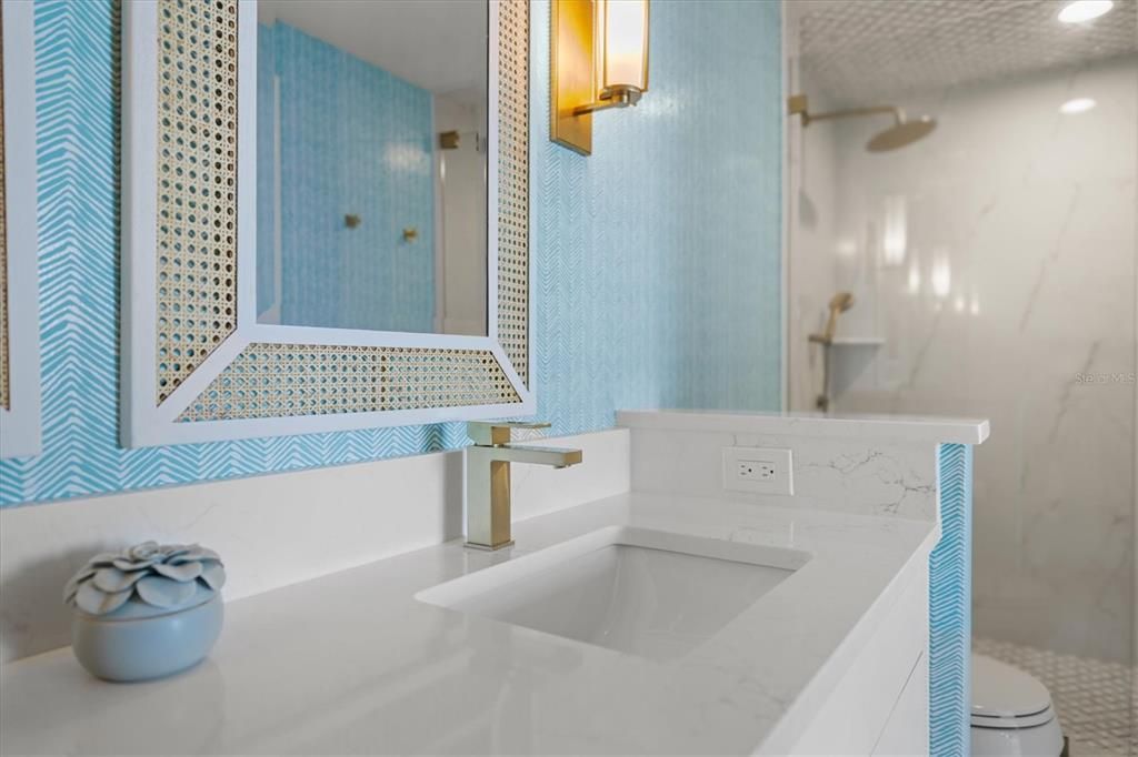 待售: $1,175,000 (2 贝兹, 2 浴室, 1323 平方英尺)