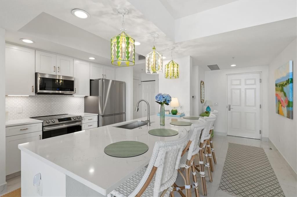 待售: $1,175,000 (2 贝兹, 2 浴室, 1323 平方英尺)