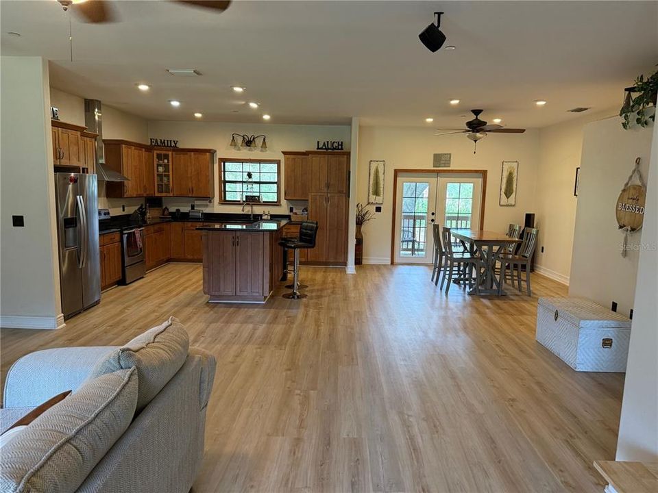 For Sale: $682,000 (3 beds, 2 baths, 2016 Square Feet)