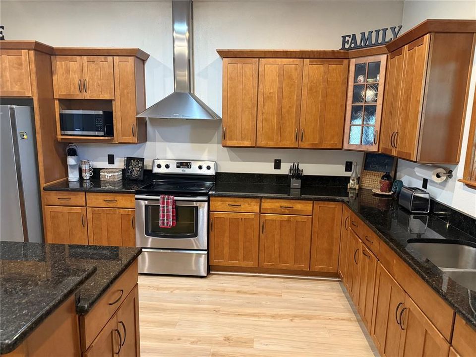 For Sale: $682,000 (3 beds, 2 baths, 2016 Square Feet)