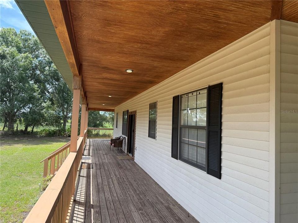 For Sale: $682,000 (3 beds, 2 baths, 2016 Square Feet)